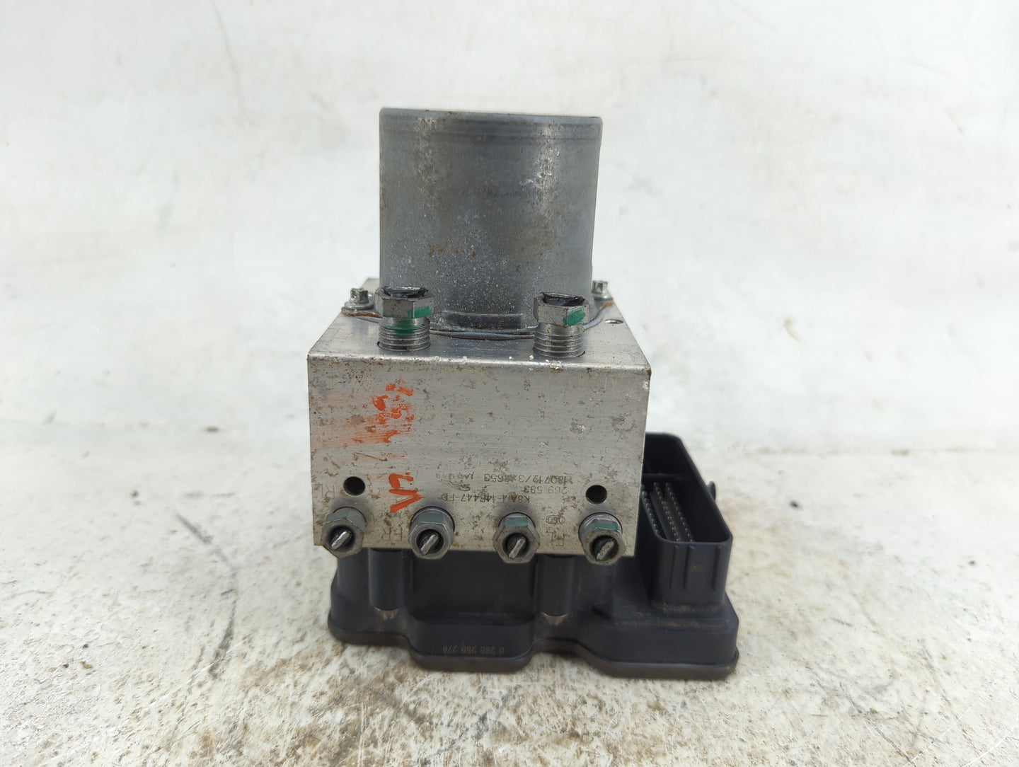 2019 Land Rover Range Rover Velar ABS Pump Control Module Replacement P/N:0265239660 0265989447, GX73-2C405-FE, 0265269779 F