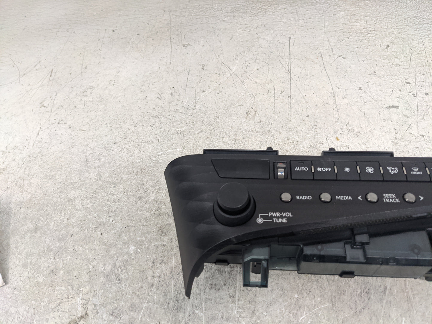 2019-2019 Lexus Es300h Radio Control Panel - Oemusedautoparts1.com