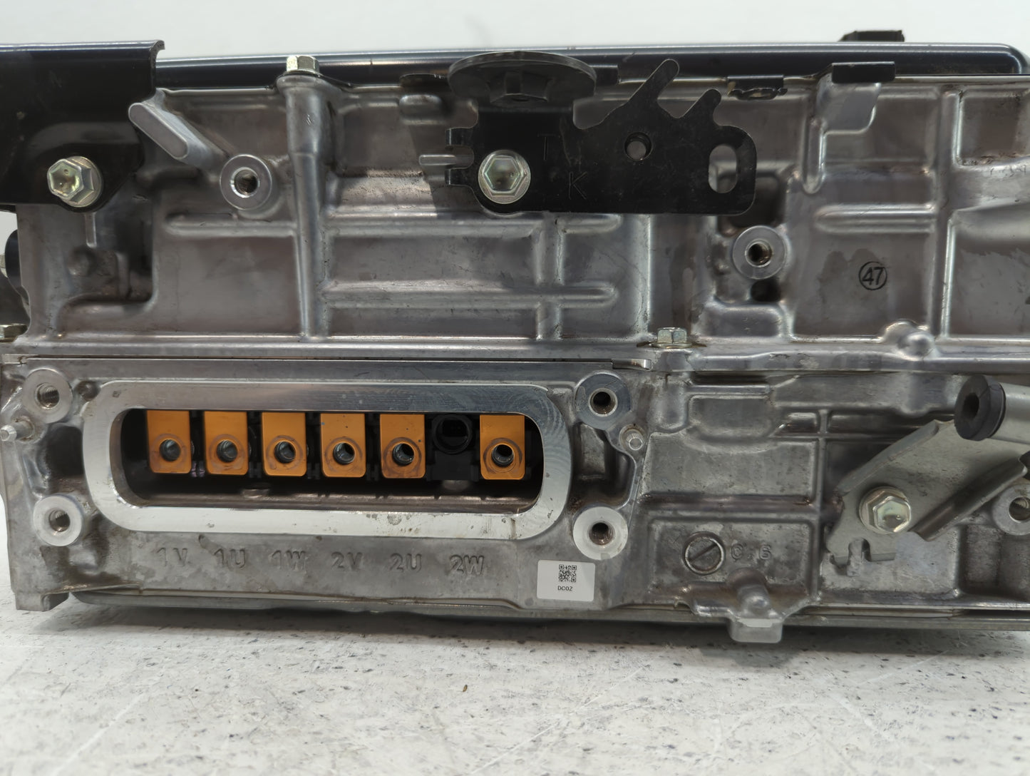 2019-2022 Lexus Es300h Hybrid DC Synergy Drive Power Inverter P/N:232100-1704 G9200-33140 Fits Fits 2018 2019 2020 2021 2022