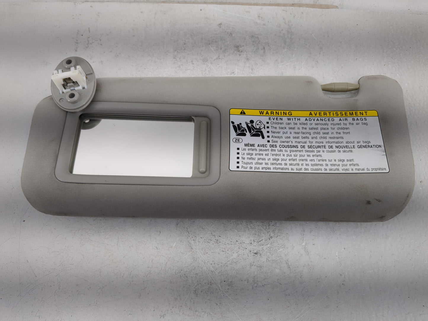 2016-2019 Lexus Is300 Sun Visor Shade Replacement Passenger Right Mirror Fits Fits 2014 2015 2016 2017 2018 2019 OEM Used Au
