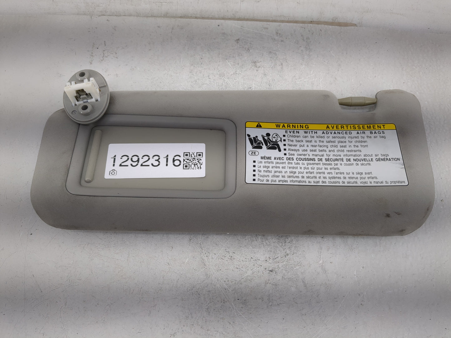 2016-2019 Lexus Is300 Sun Visor Shade Replacement Passenger Right Mirror Fits Fits 2014 2015 2016 2017 2018 2019 OEM Used Au