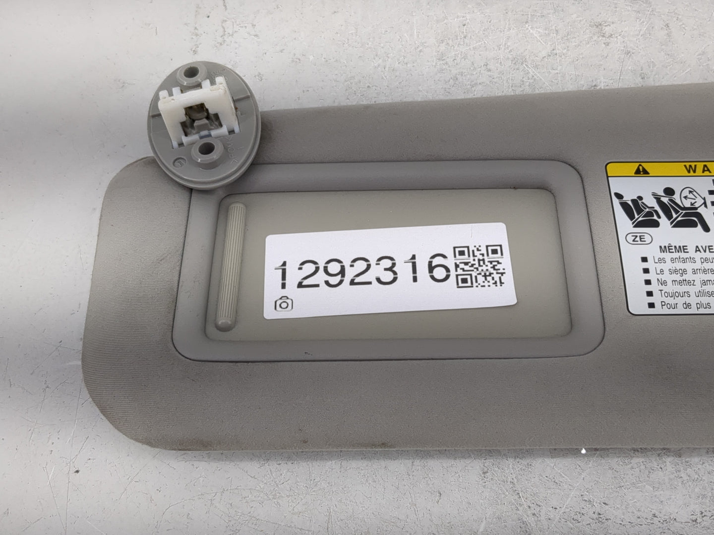 2016-2019 Lexus Is300 Sun Visor Shade Replacement Passenger Right Mirror Fits Fits 2014 2015 2016 2017 2018 2019 OEM Used Au