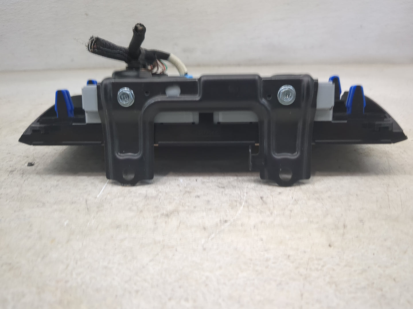 2017-2019 Lexus Is300 Information Display Screen 1468735 - Oemusedautoparts1.com