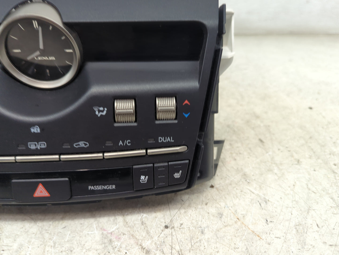 2018-2019 Lexus Nx300 Climate Control Module Temperature AC/Heater Replacement P/N:55900-78270 237050-1832 Fits Fits 2018 20