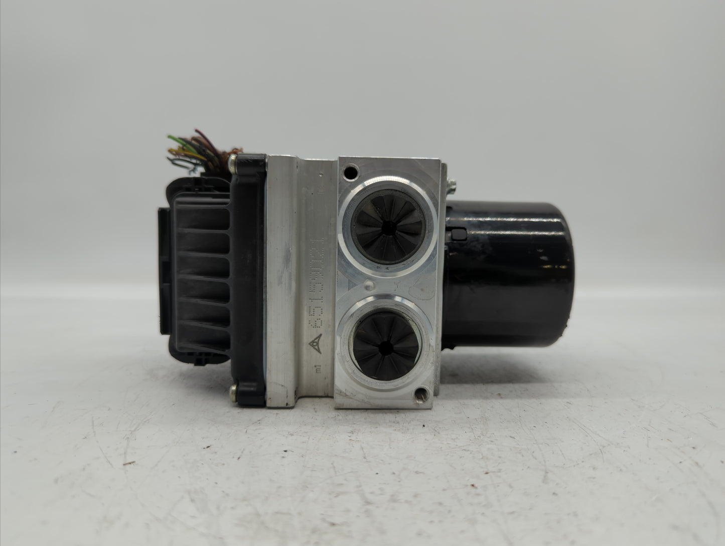 2018-2019 Lexus Nx300 ABS Pump Control Module Replacement P/N:44540-78070 89541-78070 Fits Fits 2018 2019 OEM Used Auto Part