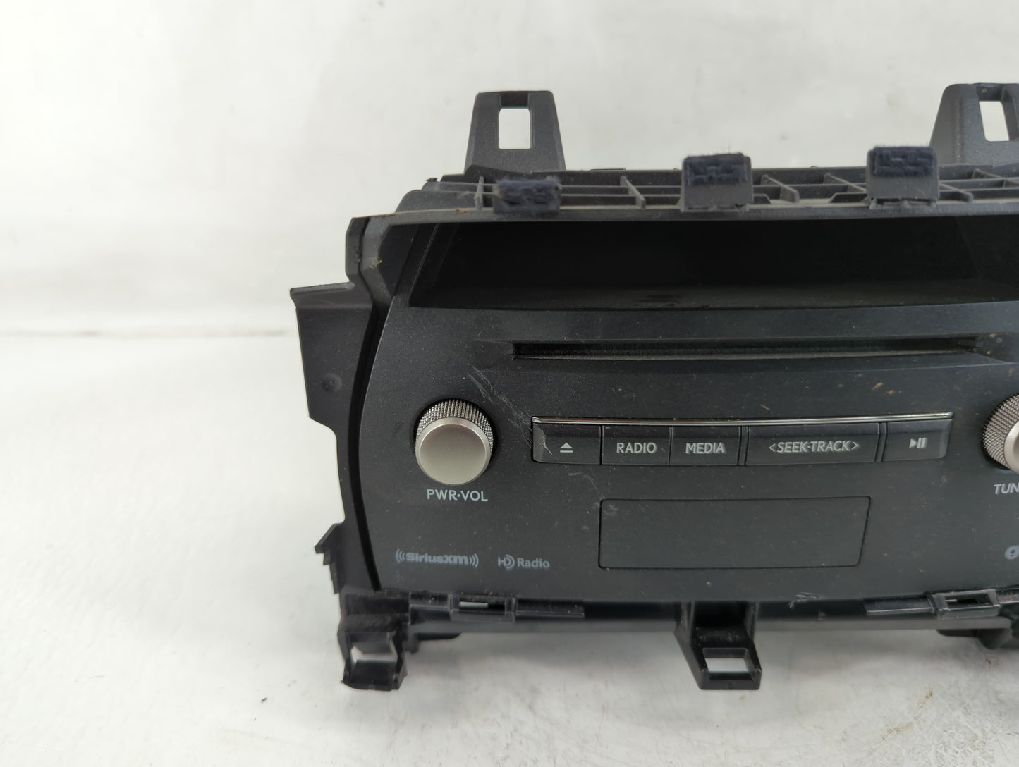 2019 Lexus Nx300h Radio AM FM Cd Player Receiver Replacement P/N:86120-78530 Fits OEM Used Auto Parts - Oemusedautoparts1.co