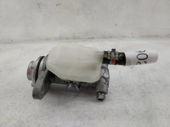 compare product 2010-2022 Lexus Rx350 Brake Master Cylinder 1499025