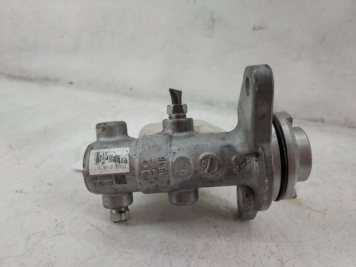 2010-2022 Lexus Rx350 Brake Master Cylinder 1499025 - Oemusedautoparts1.com
