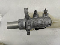 Lincoln Continental Brake Master Cylinder 1311519 - Oemusedautoparts1.com