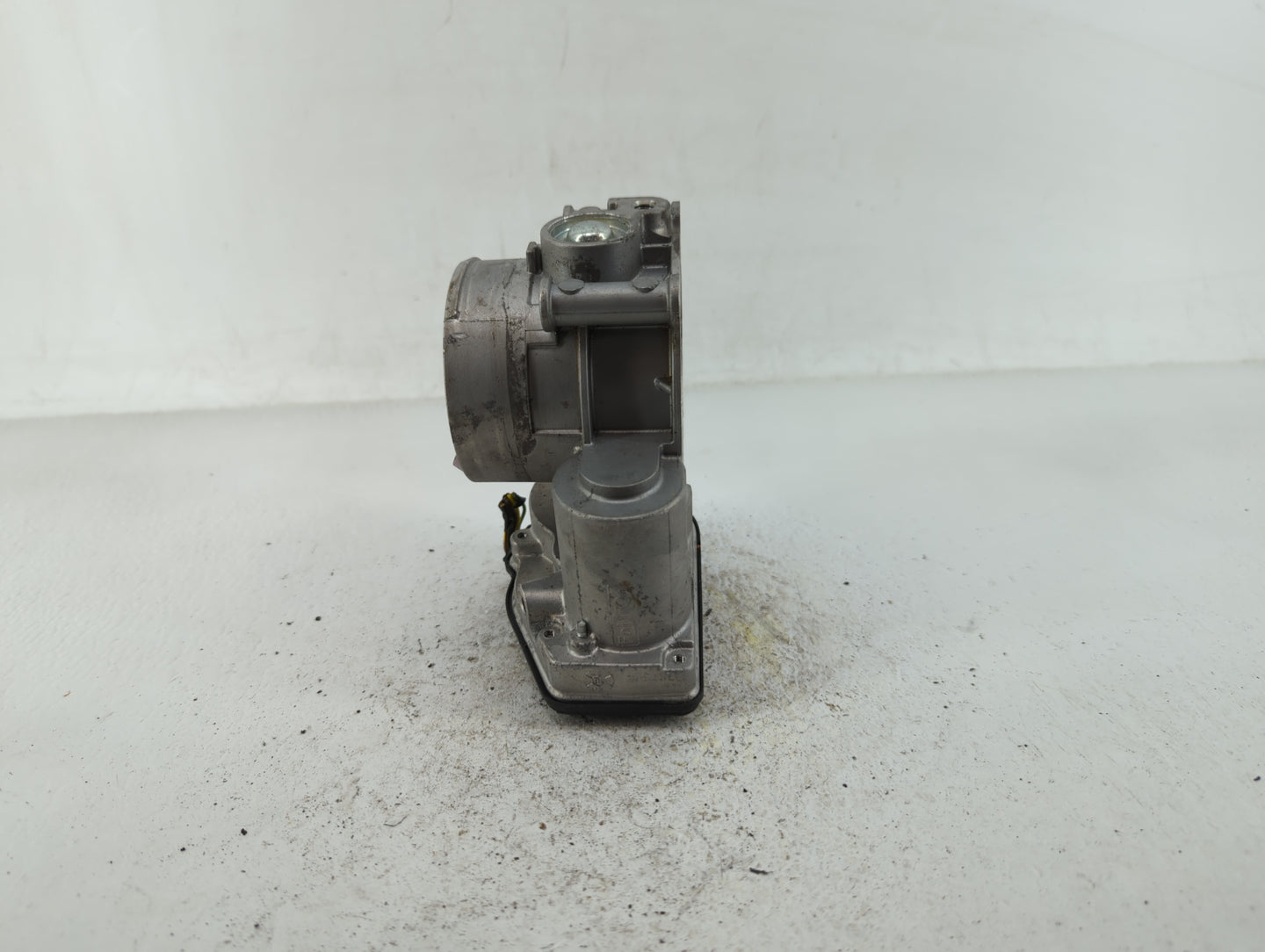 2019 Lincoln Continental Throttle Body P/N:AT4E-9F991-EL AT4E-EF, AT4E-ED Fits Fits 2011 2012 2013 2014 2015 2016 2017 2018 