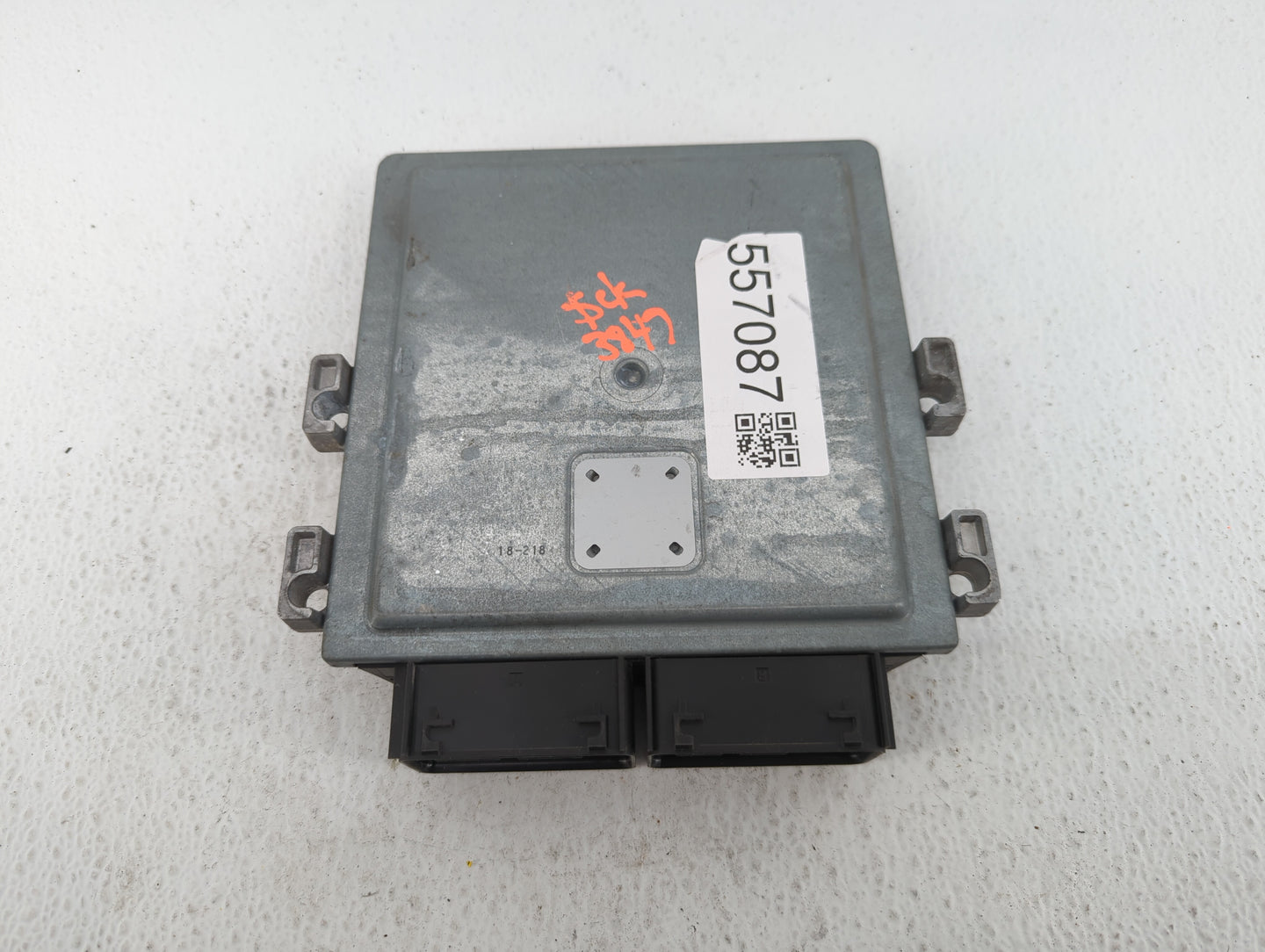 2019 Lincoln Continental PCM Engine Control Computer ECU ECM PCU OEM P/N:HD9A-12A650-UA Fits Fits 2015 2016 2017 2018 OEM Us