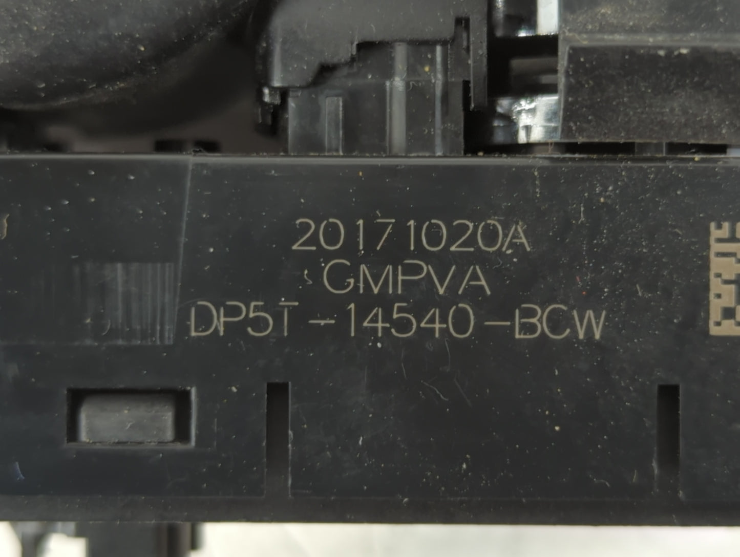 2015-2019 Lincoln Mkc Master Power Window Switch Replacement Driver Side Left P/N:DP5T-14540-BCW Fits OEM Used Auto Parts - 