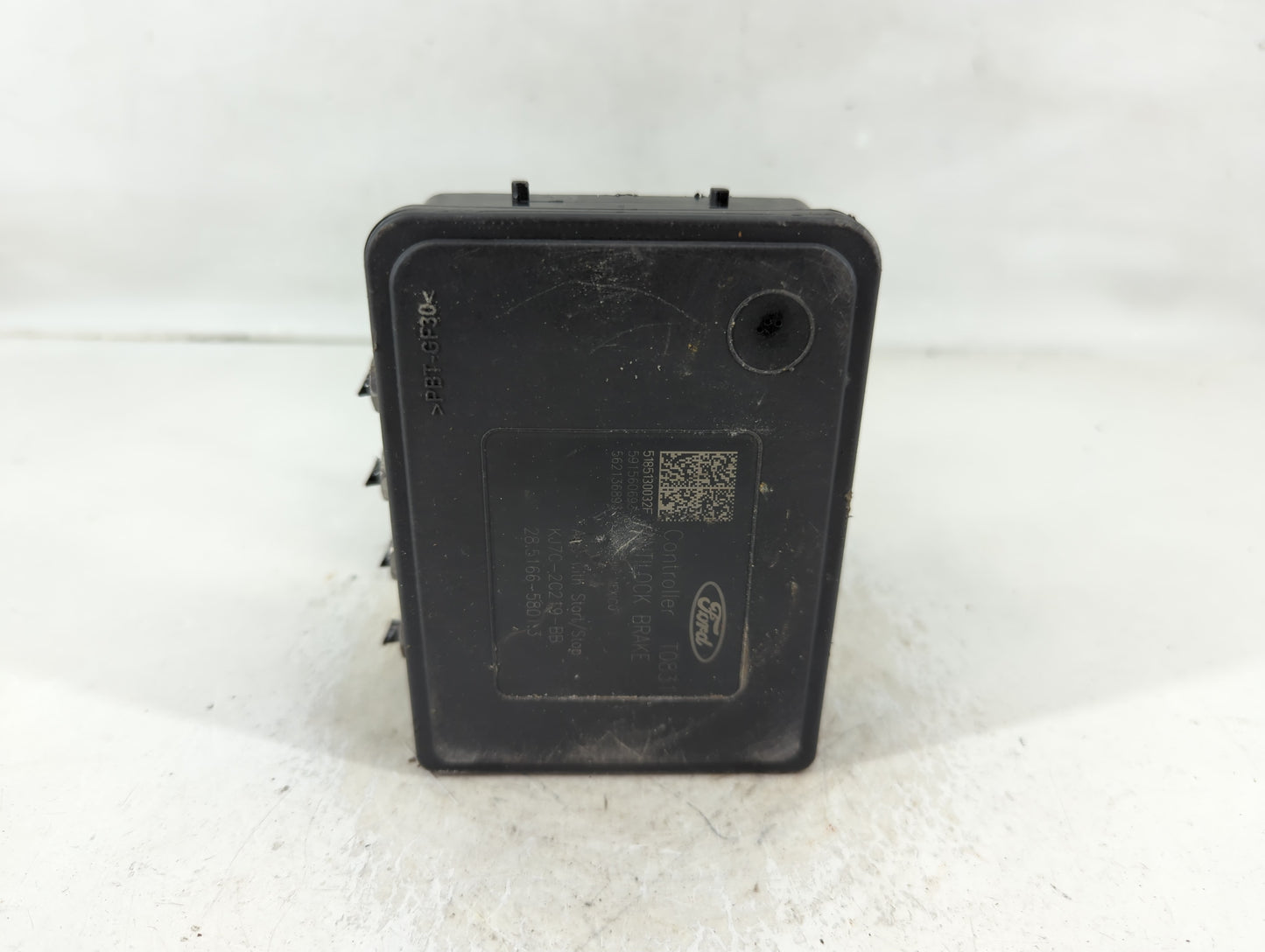 2019 Lincoln Mkc ABS Pump Control Module Replacement P/N:KJ7C-2C405-BB 47660-9HS0A Fits OEM Used Auto Parts - Oemusedautopar