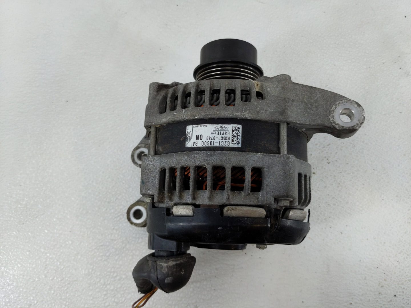 2015-2019 Lincoln Mkc Alternator Replacement Generator Charging Assembly Engine OEM P/N:G2GT-10300-BA Fits OEM Used Auto Par