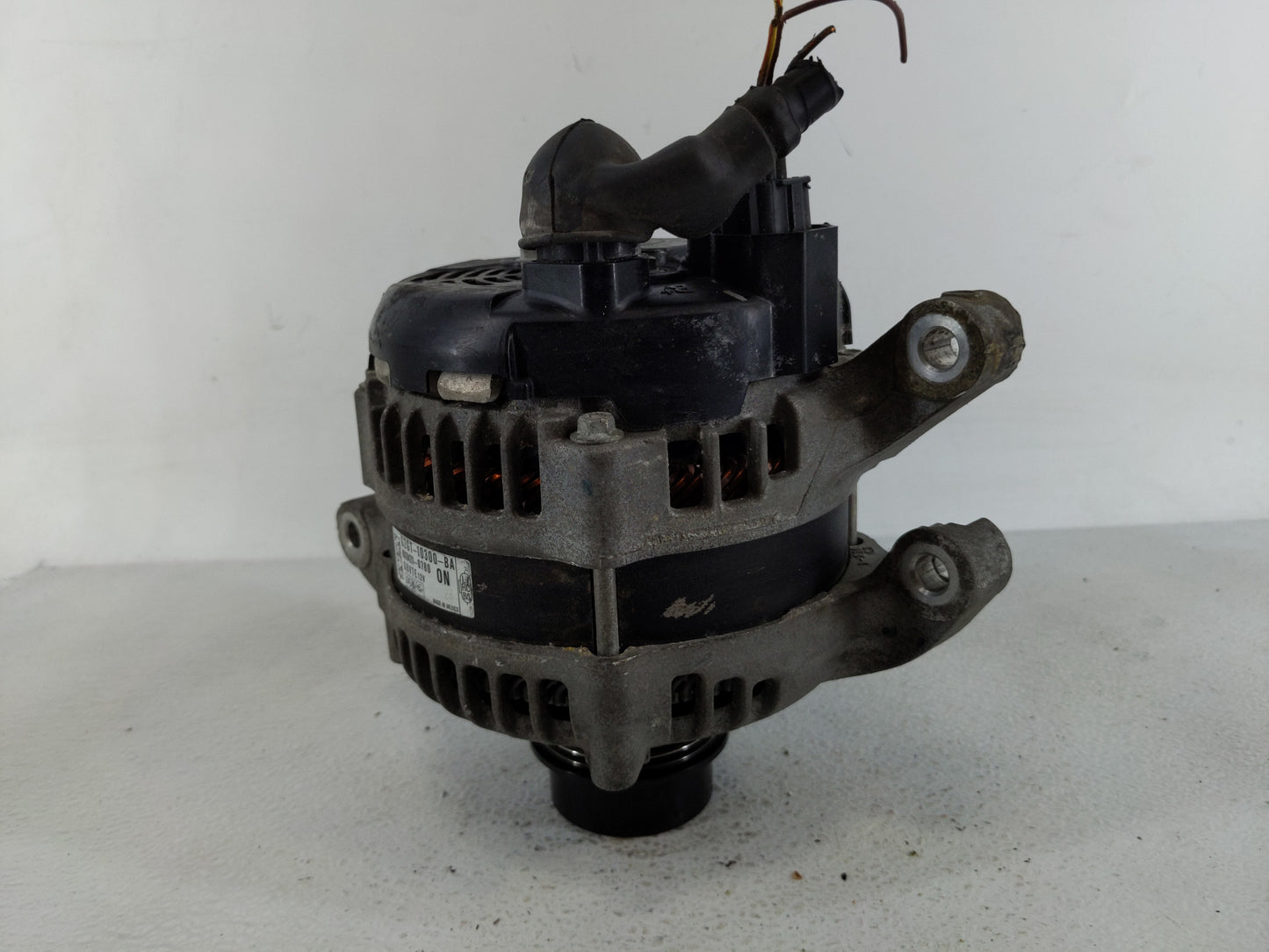 2015-2019 Lincoln Mkc Alternator Replacement Generator Charging Assembly Engine OEM P/N:G2GT-10300-BA Fits OEM Used Auto Par