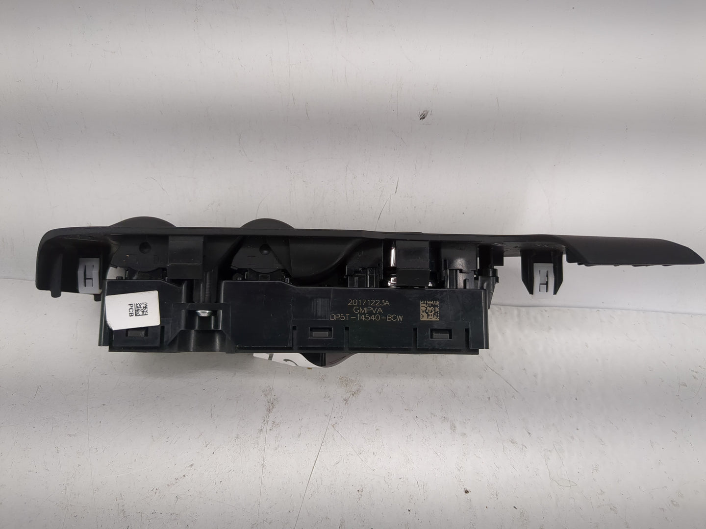 2015-2019 Lincoln Mkc Master Power Window Switch Replacement Driver Side Left P/N:DP5T-14540-BCW Fits OEM Used Auto Parts - 