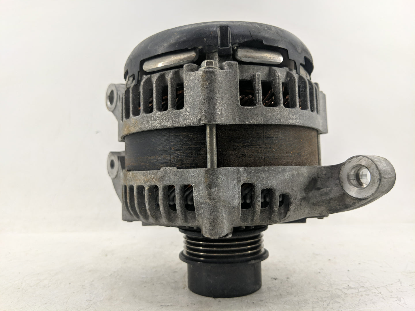 2015-2019 Lincoln Mkc Alternator Replacement Generator Charging Assembly Engine OEM P/N:G2GT-10300-BA Fits OEM Used Auto Par