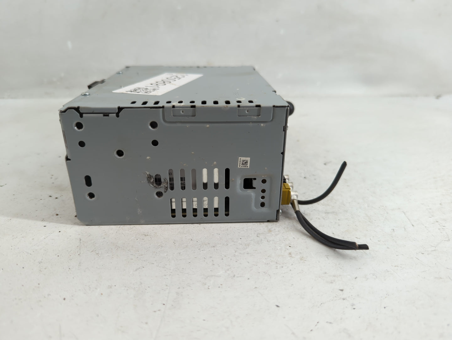 2019 Lincoln Mkc Radio AM FM Cd Player Receiver Replacement P/N:CQ-HJ58B44MA Fits OEM Used Auto Parts - Oemusedautoparts1.co