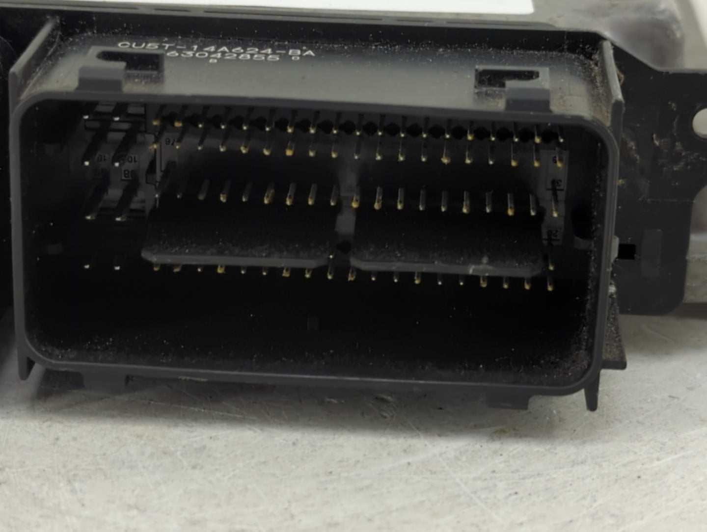 2017-2019 Lincoln Mkc PCM Engine Control Computer ECU ECM PCU OEM P/N:HS7A-12B684-JA Fits Fits 2017 2018 2019 2020 OEM Used 