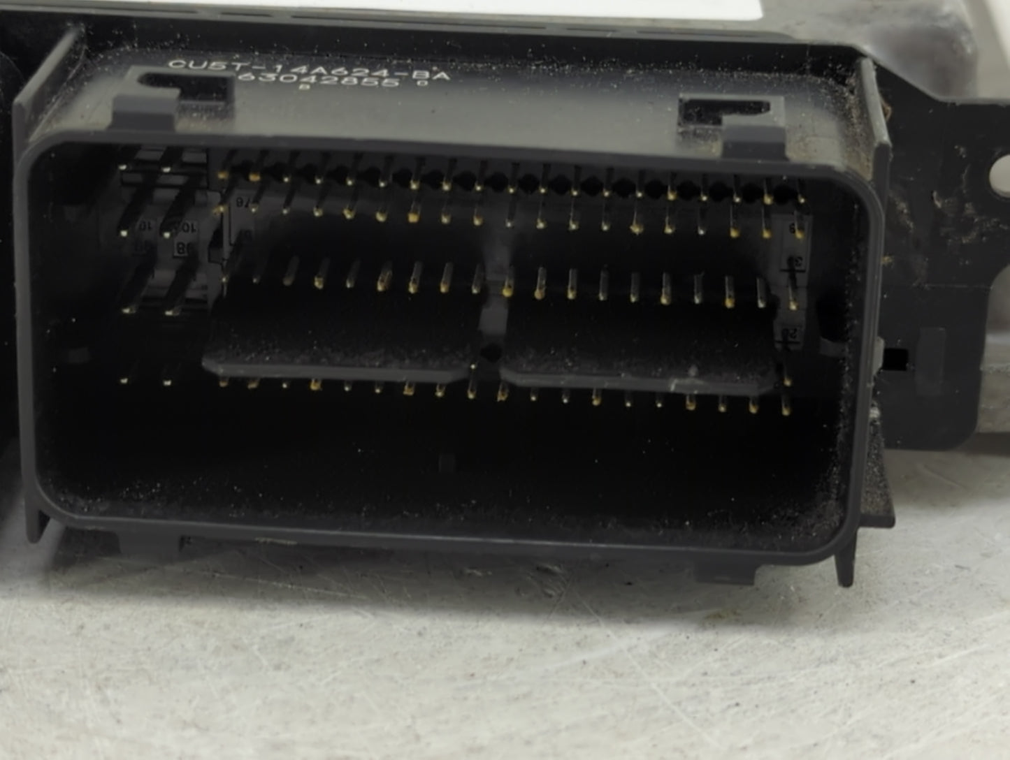 2017-2019 Lincoln Mkc PCM Engine Control Computer ECU ECM PCU OEM P/N:HS7A-12B684-JA Fits Fits 2017 2018 2019 2020 OEM Used 
