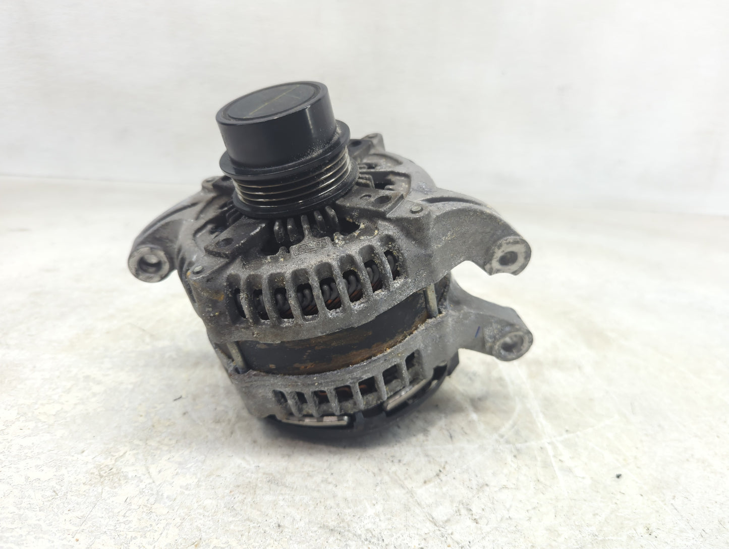2015-2019 Lincoln Mkc Alternator Replacement Generator Charging Assembly Engine OEM P/N:G2GT-10300-BA Fits OEM Used Auto Par