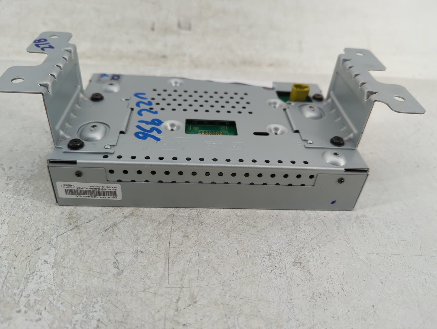 2016-2019 Lincoln Mkc Information Display Screen - Oemusedautoparts1.com