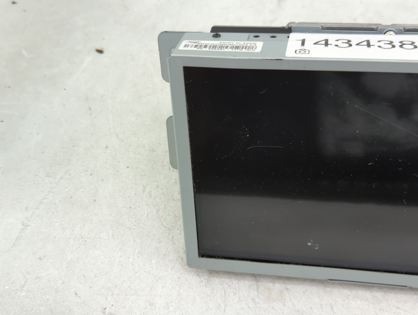 2016-2019 Lincoln Mkc Information Display Screen Black - Oemusedautoparts1.com