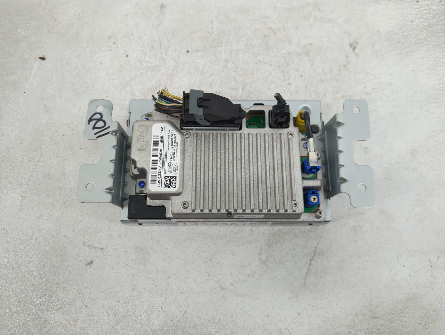 2016-2019 Lincoln Mkc Information Display Screen Black - Oemusedautoparts1.com