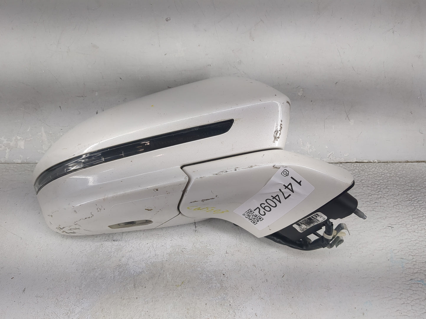 2015-2019 Lincoln Mkc Passenger Side View Mirror - Right Door Mirror OEM Used - Oemusedautoparts1.com