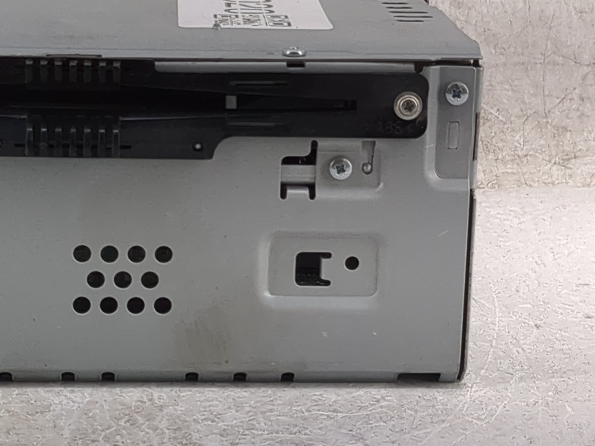 2017-2019 Lincoln Mkc Radio AM FM Cd Player Receiver Replacement P/N:KJ7T-19C107-DB Fits 2017 2018 2019 OEM Used Auto Parts 