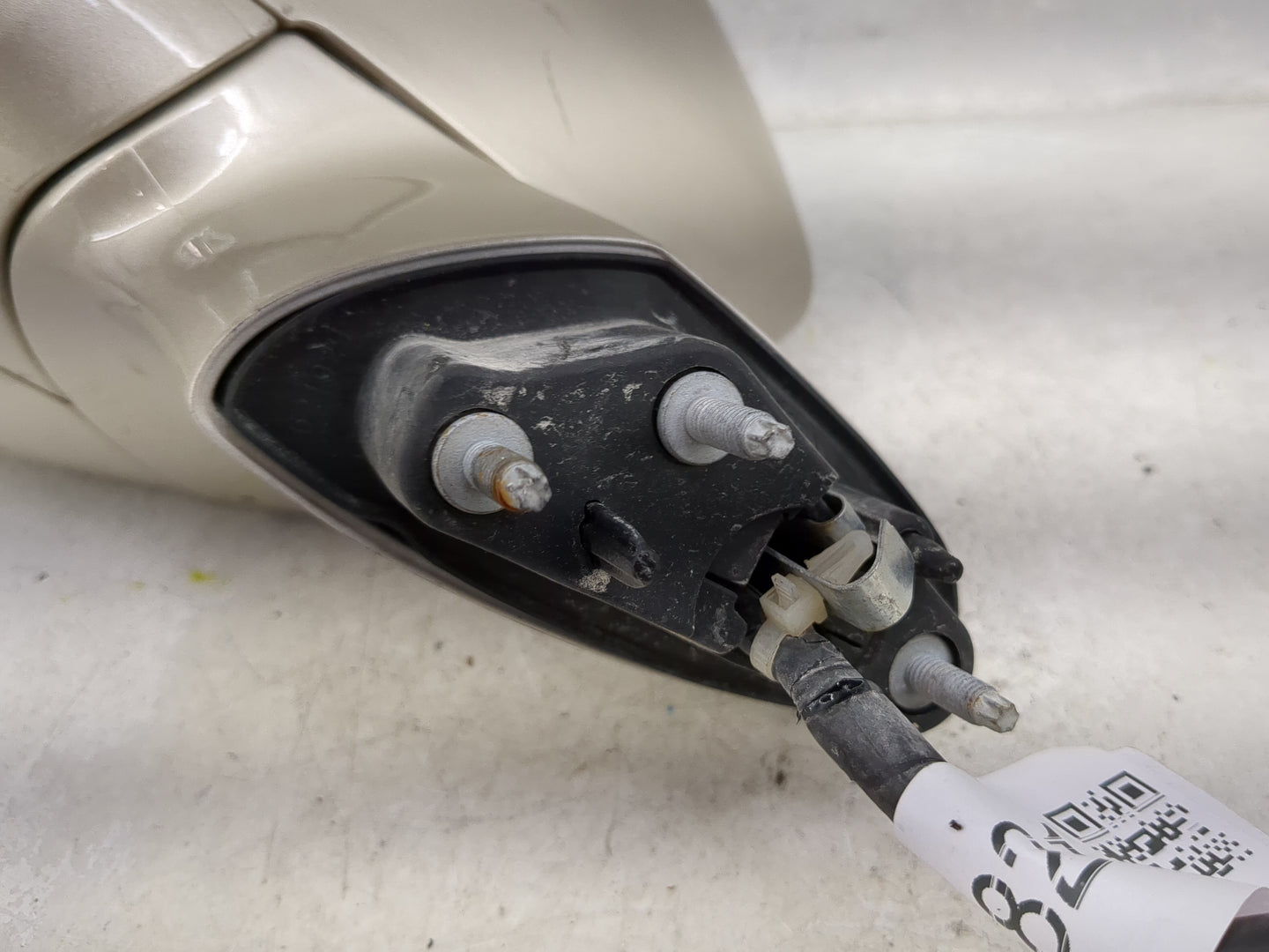 2019 Lincoln Mkc Driver Side View Mirror - Left Door Mirror OEM Used - Oemusedautoparts1.com