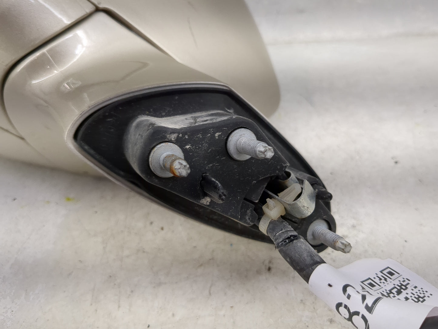 2019 Lincoln Mkc Driver Side View Mirror - Left Door Mirror OEM Used - Oemusedautoparts1.com