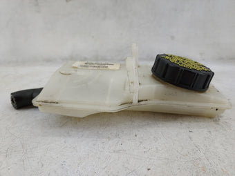 compare product 2015-2019 Lincoln Mkc Brake Master Cylinder 1498990