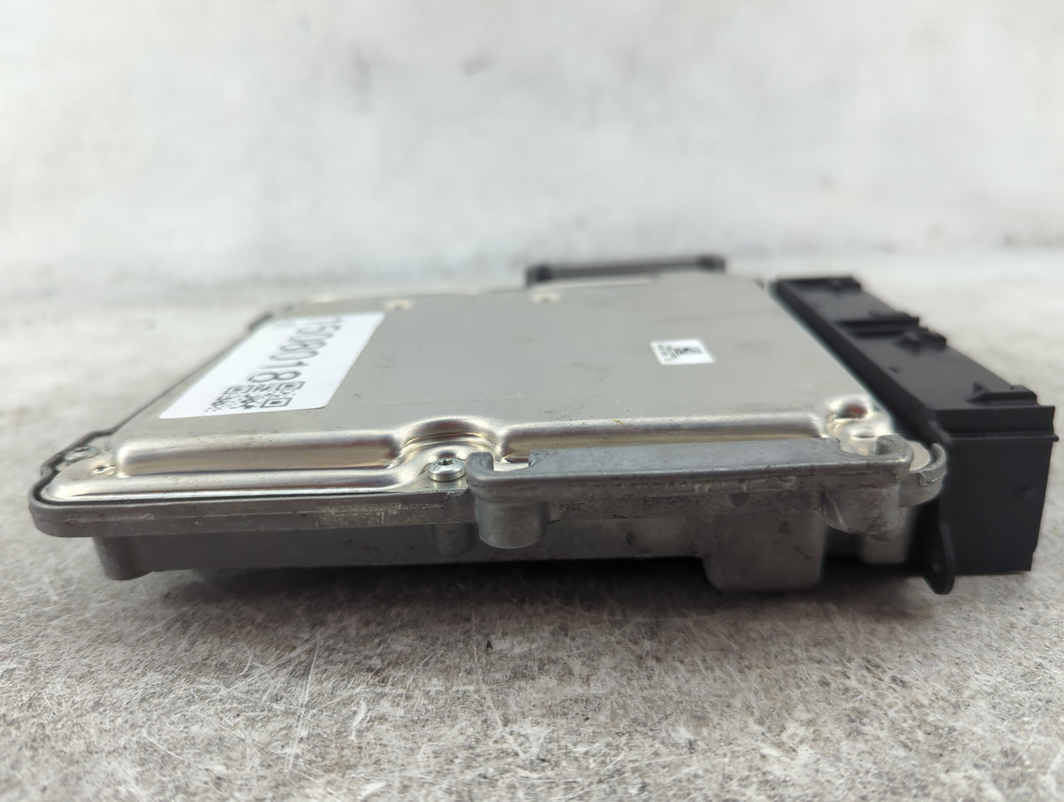 2015-2019 Lincoln Mkc PCM Engine Control Computer ECU ECM PCU OEM P/N:HJ7A-12A650-APA HS7A-12B684-DLA OEM Used Auto Parts - 