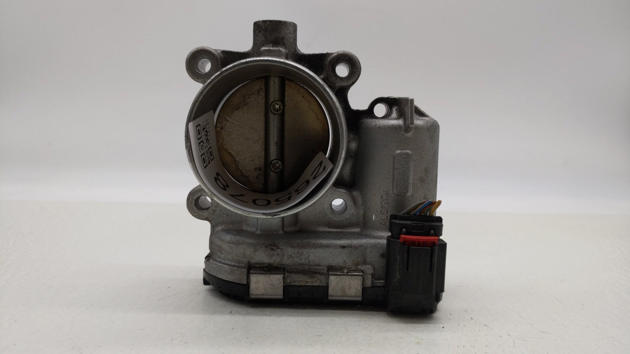 2015-2019 Lincoln Mkc Throttle Body P/N:DS7E-9F991-BB Fits Fits 2014 2015 2016 2017 2018 2019 OEM Used Auto Parts - Oemuseda