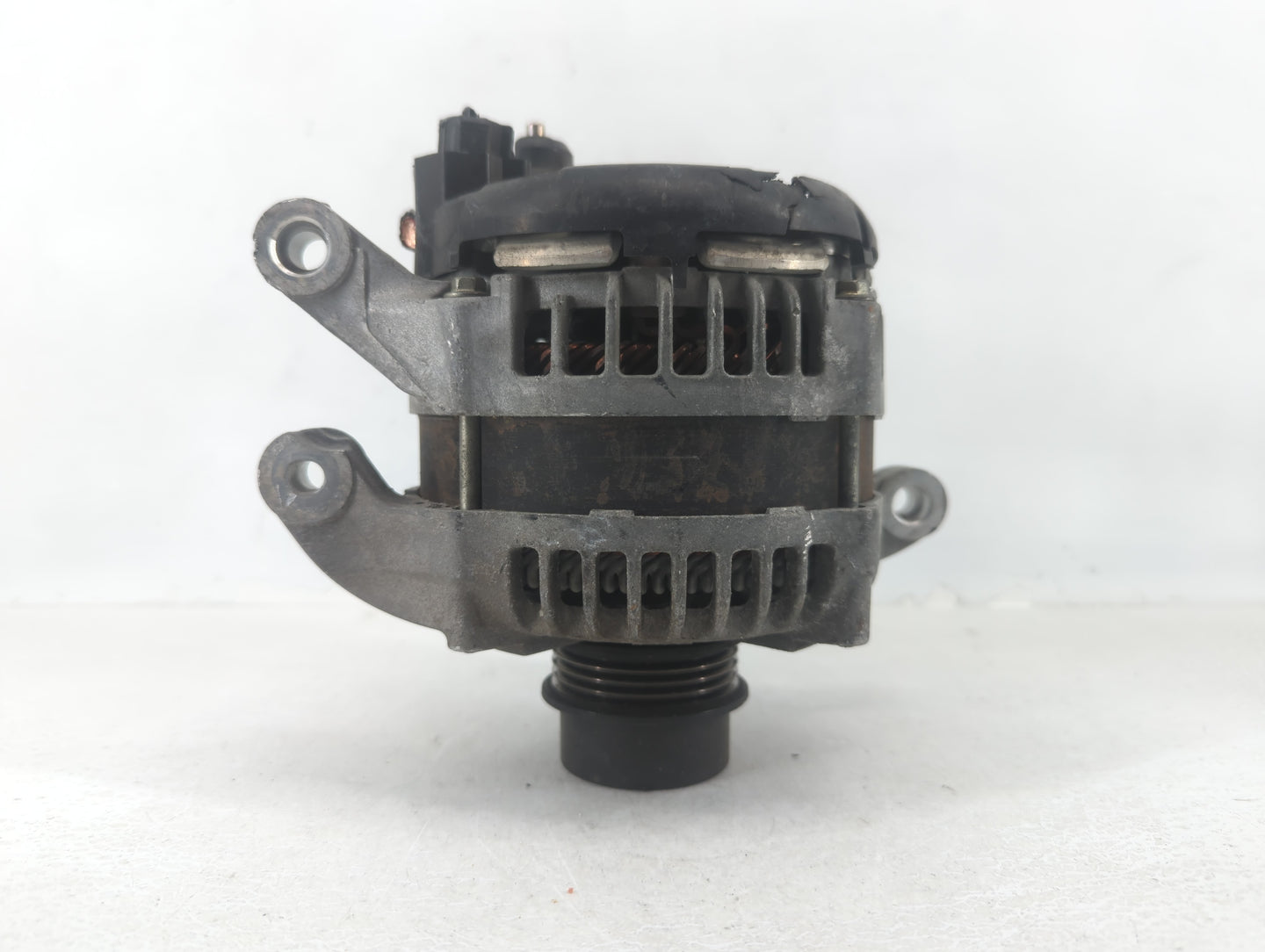 2015-2019 Lincoln Mkc Alternator Replacement Generator Charging Assembly Engine OEM P/N:G2GT-10300-AA Fits OEM Used Auto Par