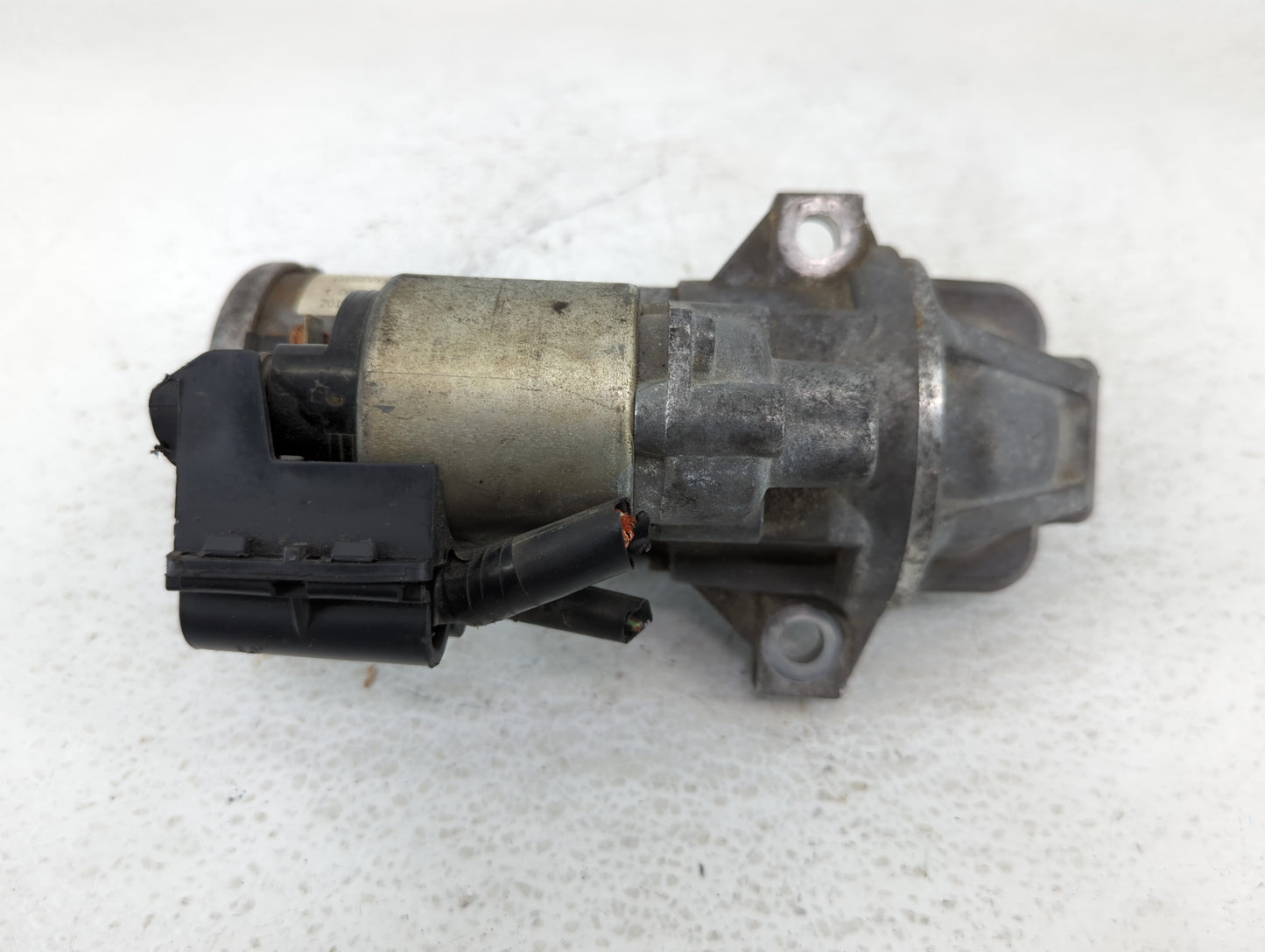 2017-2019 Lincoln Mkc Car Starter Motor Solenoid OEM P/N:GV6T-11000-AA Fits Fits 2017 2018 2019 2020 2021 2022 OEM Used Auto