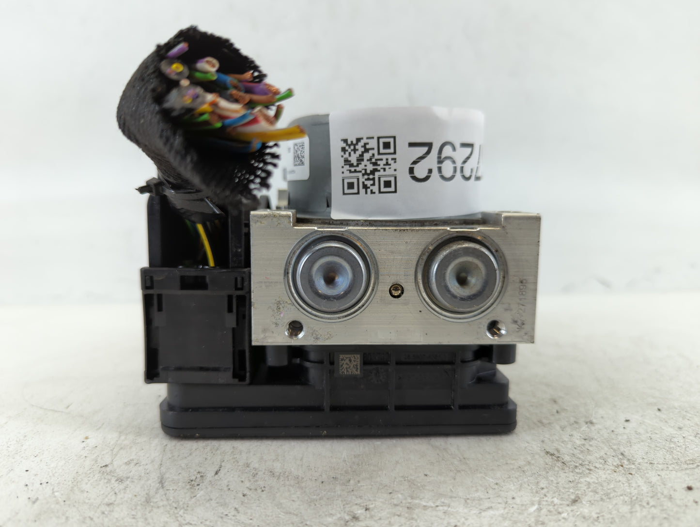 2019 Lincoln Mkc ABS Pump Control Module Replacement P/N:KJ7C-2C405-BB Fits OEM Used Auto Parts - Oemusedautoparts1.com