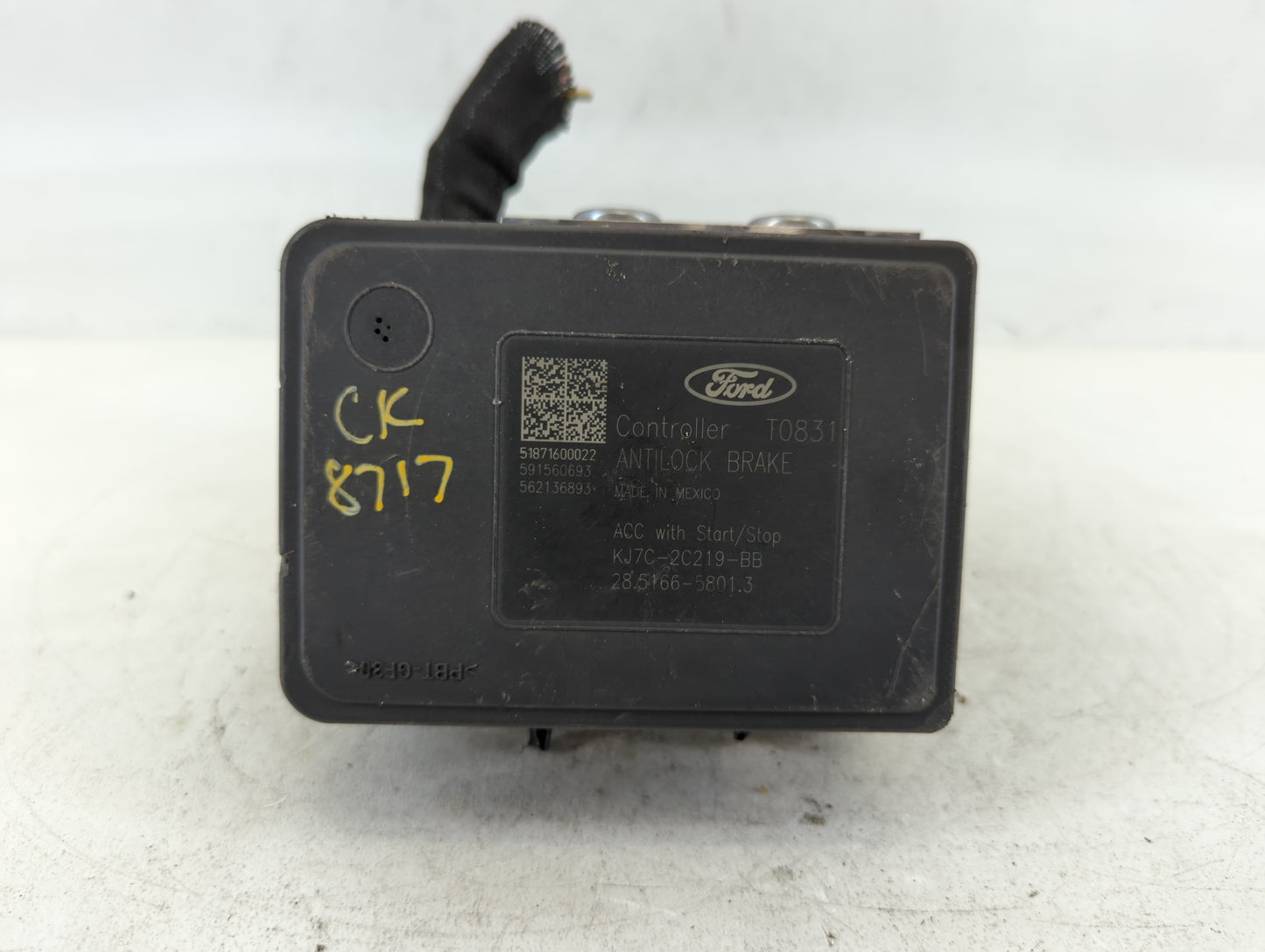 2019 Lincoln Mkc ABS Pump Control Module Replacement P/N:KJ7C-2C405-BB Fits OEM Used Auto Parts - Oemusedautoparts1.com