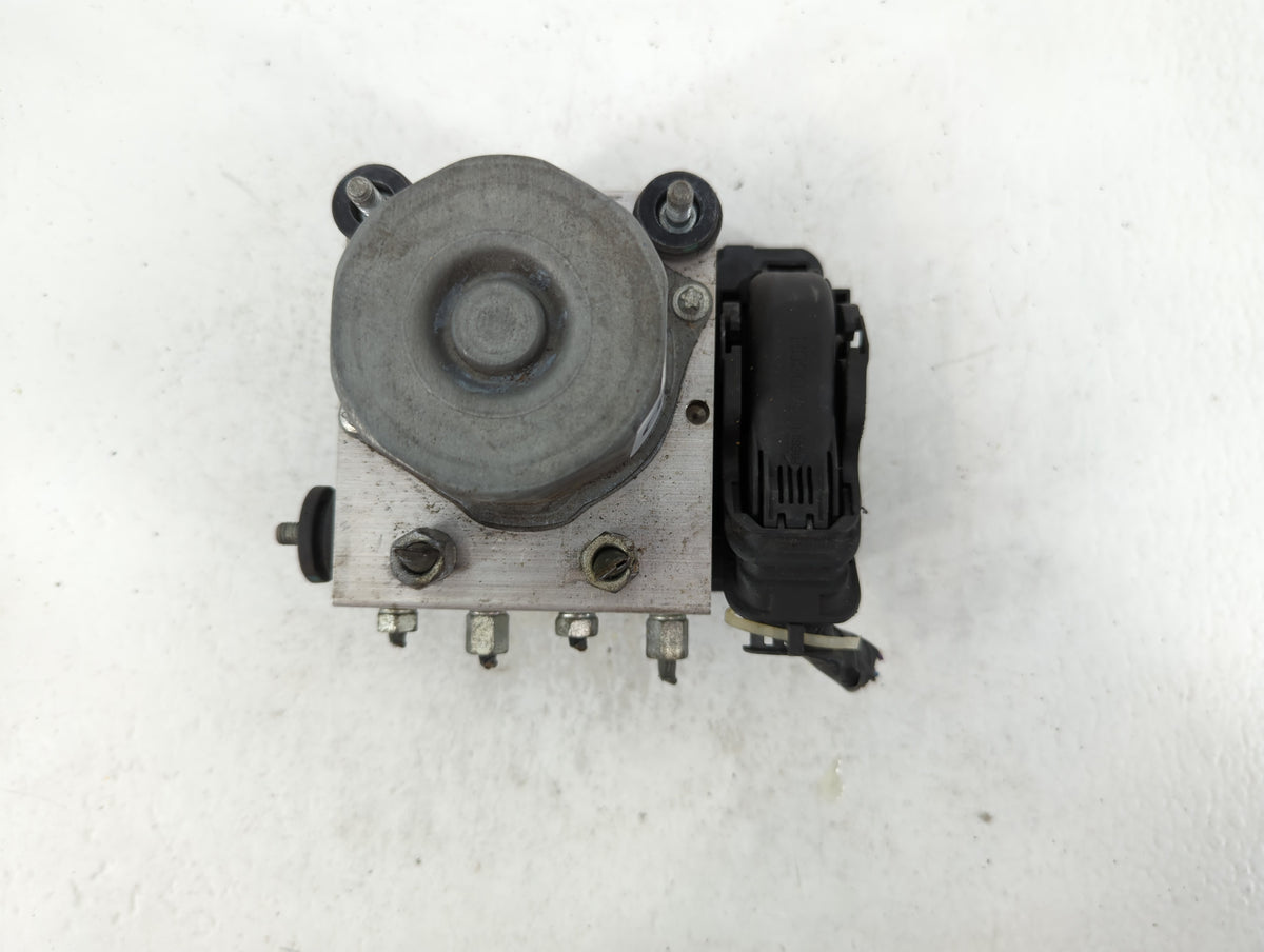 2019 Lincoln Mkc Anti-Lock Brake ABS Pump Module Actuator OEM P/N:47660-9HS0A Fits OEM Used Auto Parts - Oemusedautoparts1.c