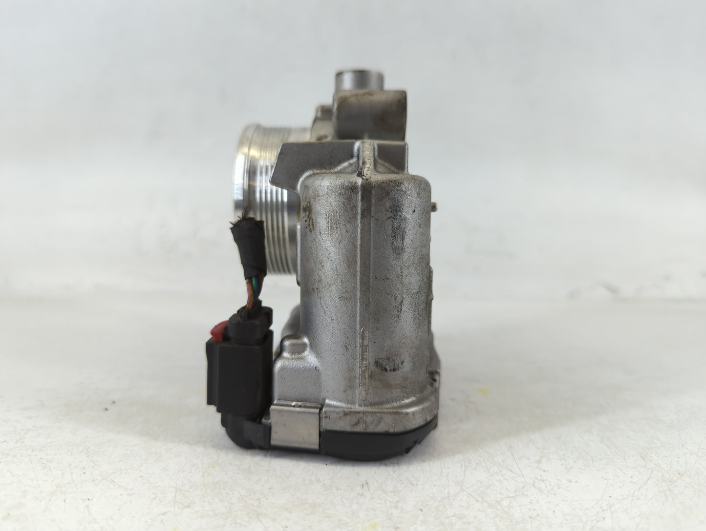2015-2019 Lincoln Mkc Throttle Body P/N:DS7E-9F991-BB Fits Fits 2014 2015 2016 2017 2018 2019 2020 2021 2022 OEM Used Auto P