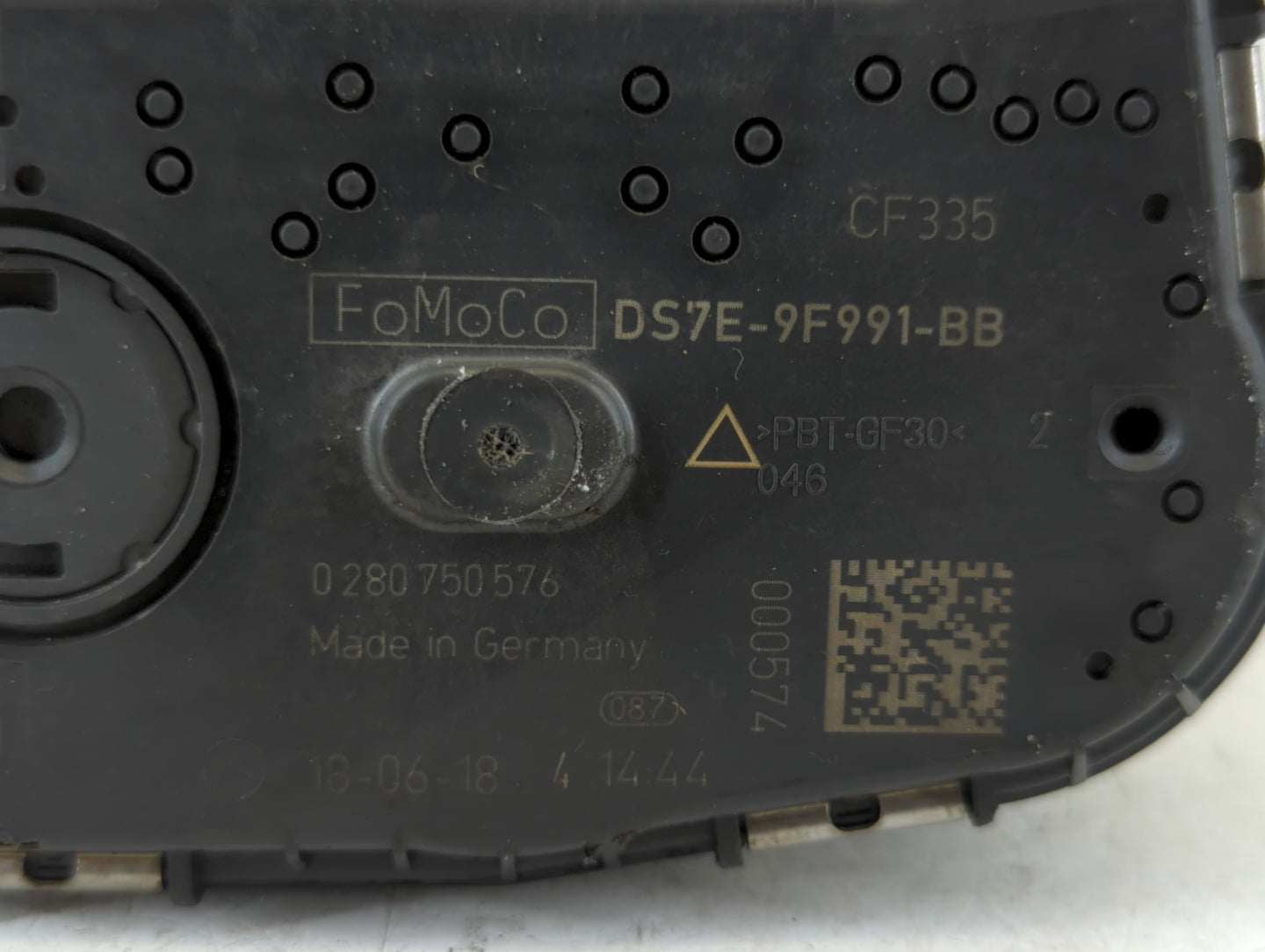 2015-2019 Lincoln Mkc Throttle Body P/N:DS7E-9F991-BB Fits Fits 2014 2015 2016 2017 2018 2019 2020 2021 2022 OEM Used Auto P