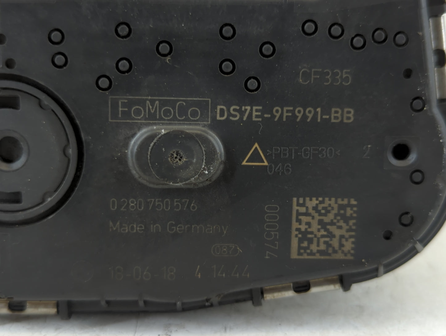 2015-2019 Lincoln Mkc Throttle Body P/N:DS7E-9F991-BB Fits Fits 2014 2015 2016 2017 2018 2019 2020 2021 2022 OEM Used Auto P