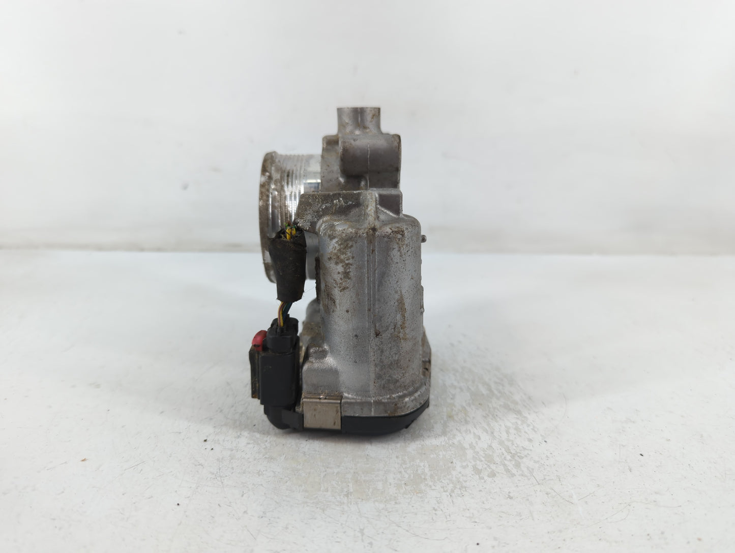 2015-2019 Lincoln Mkc Throttle Body P/N:DS7E-9F991-BB Fits Fits 2014 2015 2016 2017 2018 2019 2020 2021 2022 OEM Used Auto P