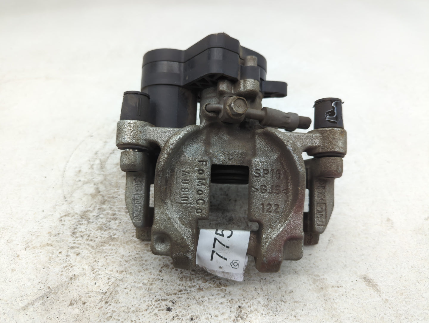 2015-2019 Lincoln Mkc Front Passenger Right Brake Caliper - Oemusedautoparts1.com