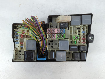 2018-2019 Lincoln Mkc Fusebox Fuse Box Panel Relay Module P/N:AV6T-14A142-AB Fits Fits 2018 2019 OEM Used Auto Parts - Oemus