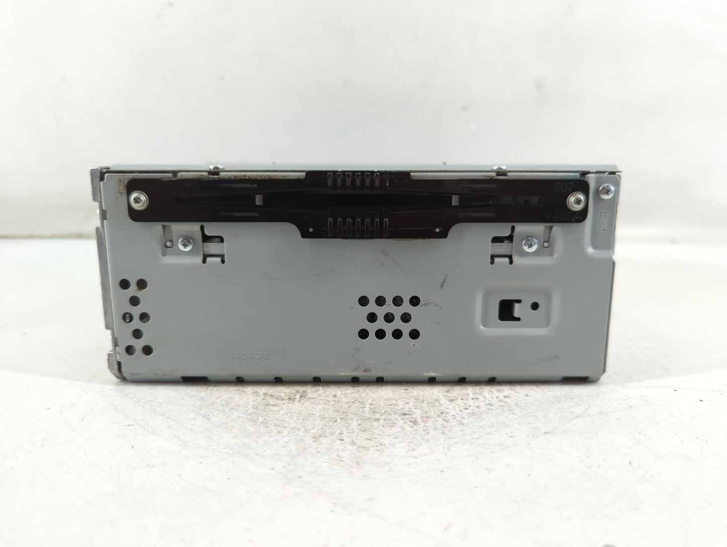 2017-2019 Lincoln Mkc Radio AM FM Cd Player Receiver Replacement Fits Fits 2017 2018 2019 OEM Used Auto Parts - Oemusedautop