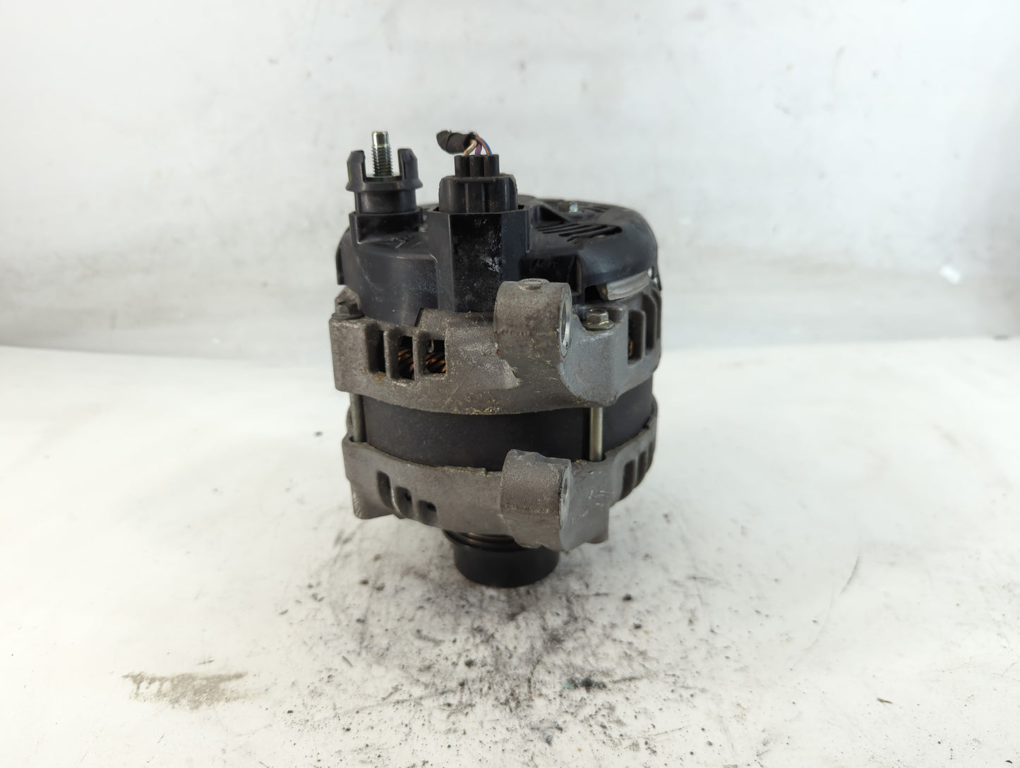 2015-2019 Lincoln Mkc Alternator Replacement Generator Charging Assembly Engine OEM P/N:G2GT-10300-AA Fits OEM Used Auto Par