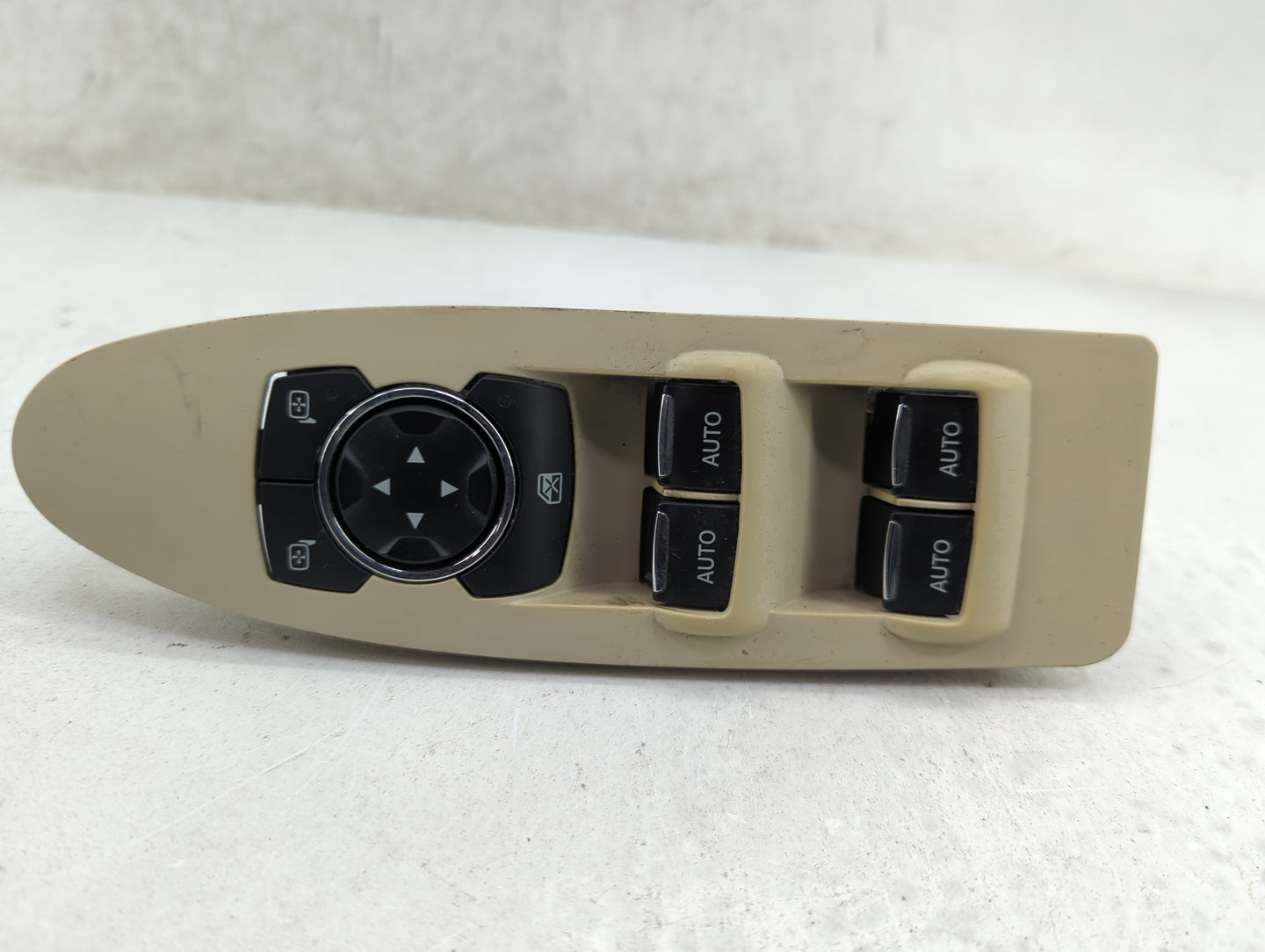 2013-2019 Lincoln Mkt Master Power Window Switch Replacement Driver Side Left P/N:DA5T-14540-ACW Fits OEM Used Auto Parts - 