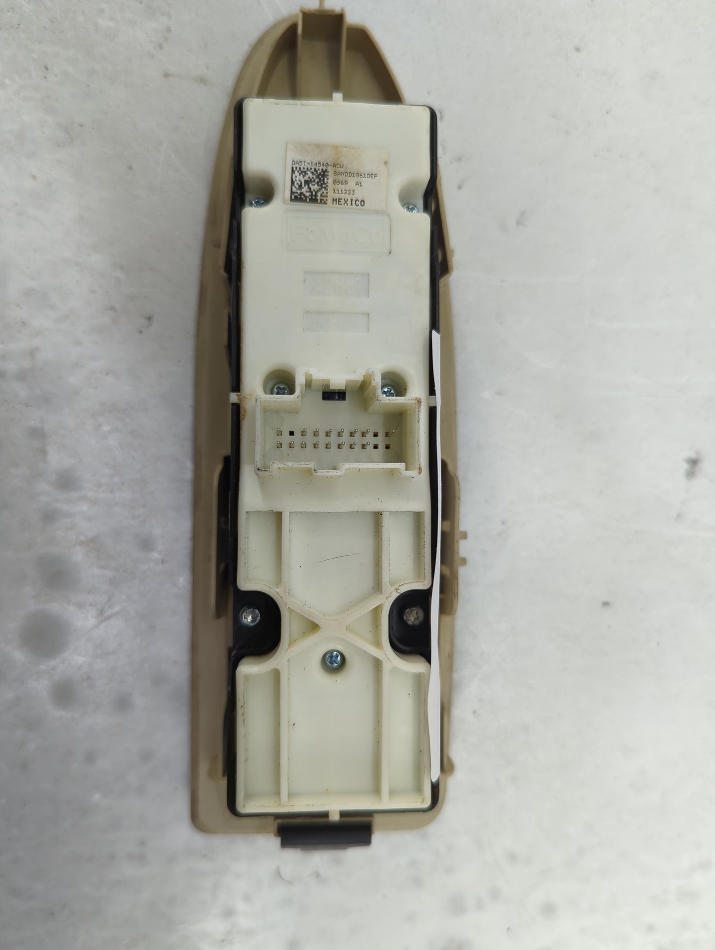 2013-2019 Lincoln Mkt Master Power Window Switch Replacement Driver Side Left P/N:DA5T-14540-ACW Fits OEM Used Auto Parts - 